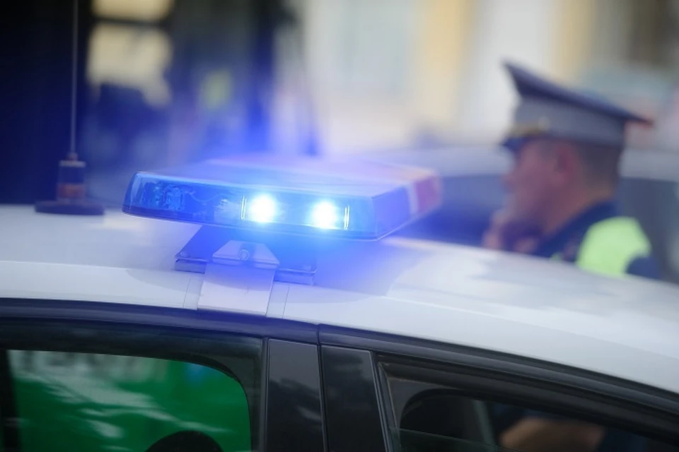 Полиция обеспечивает безопасность у обрушившегося моста в Приморье