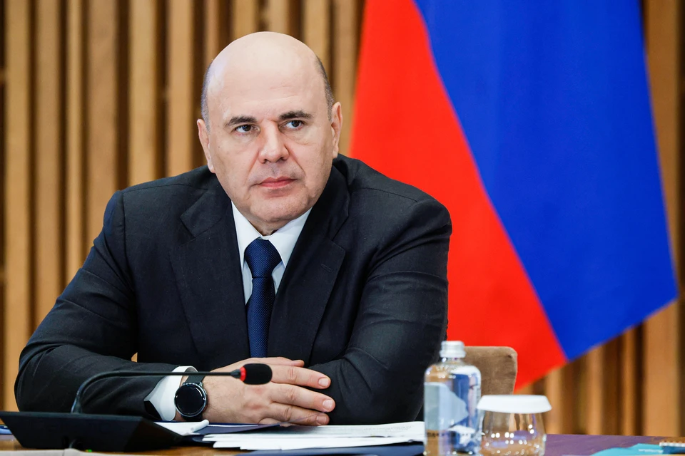 Премьер-министр РФ Михаил Мишустин на совещании по вопросу "О развитии туризма и индустрии гостеприимства в Российской Федерации" на территории всесезонного курорта "Манжерок". Фото: Дмитрий Астахов/POOL/ТАСС