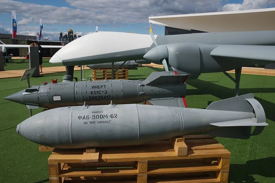 Российские военные ударили ФАБ-500 по пунктам управления дронами трех бригад ВСУ Фото: Владимир Гердо/ТАСС