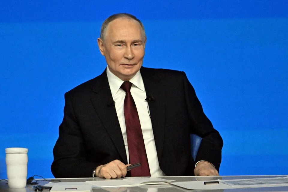 Владимир Путин впервые посетил Курилы