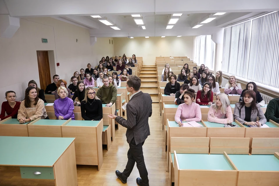 Минобрнауки назвало Москву, Петербург и Казань лидерами по числу студентов