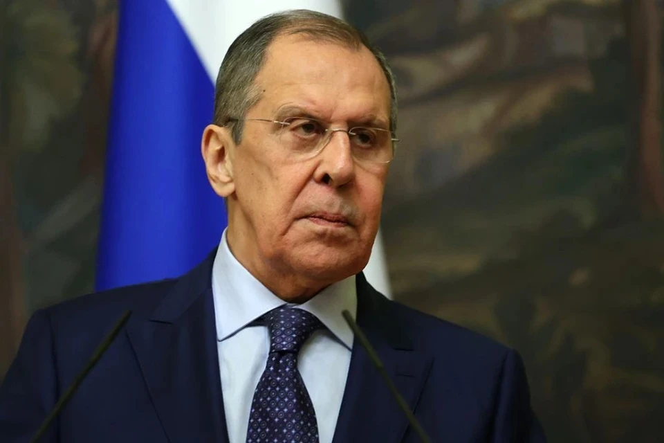 Лавров: Японцы перешли грань приличий, говоря о поездке Путина на Курилы