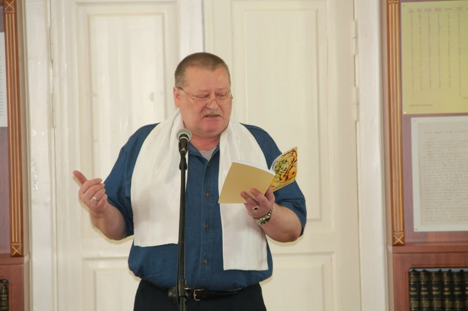 Умер Андрей Канев.