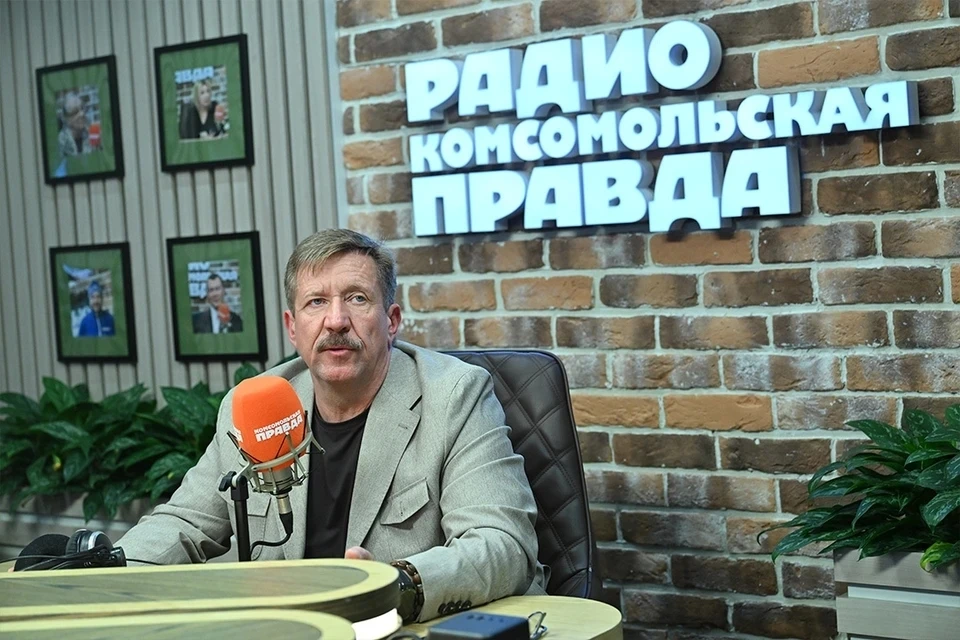 Виктор Бут предложил Канье Уэсту посетить Донбасс вместо концертов в Петербурге