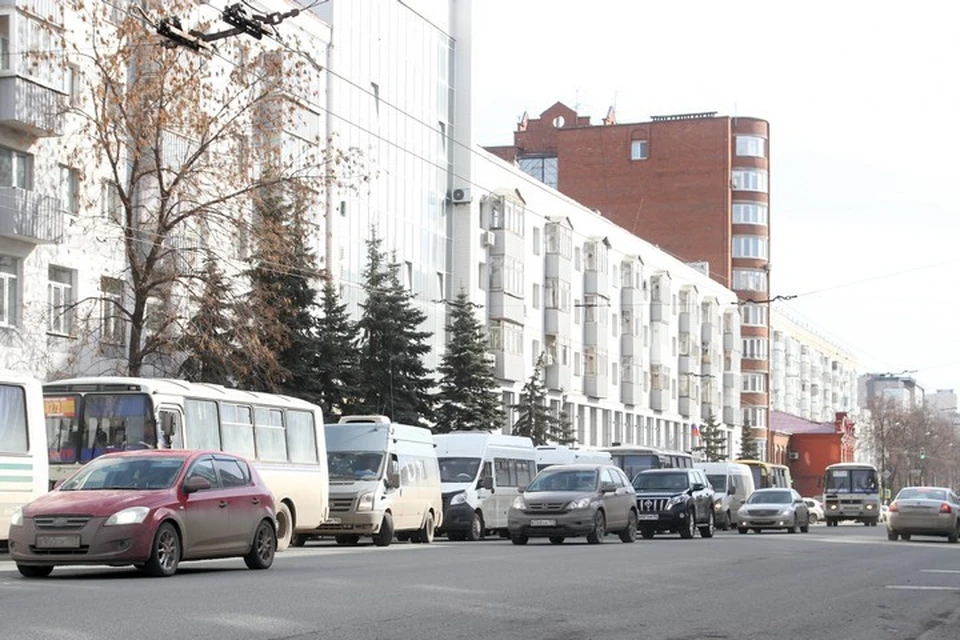 В Беларуси с 25 августа водителям грозят штрафы за езду без света днем. Фото носит иллюстративный характер.