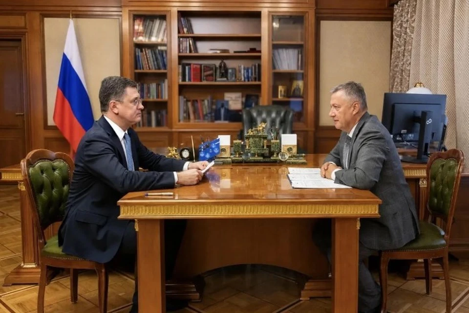 Заместитель Председателя Правительства РФ Александр Новак провёл рабочую встречу с губернатором Иркутской области Игорем Кобзевым. Фото: Пресс-служба А. Новака.