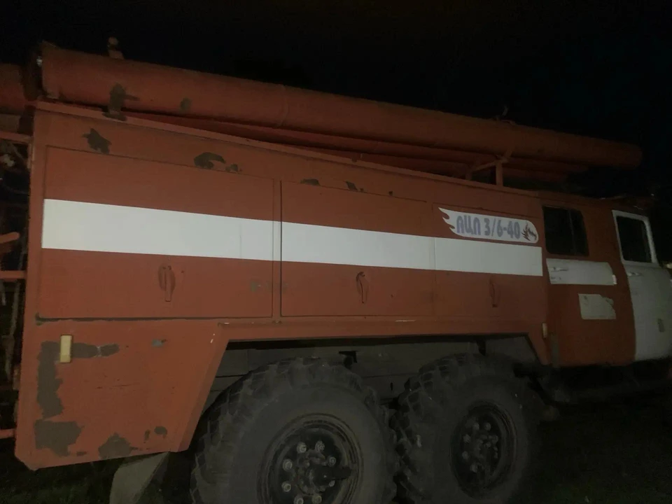 Пожар в Нагольном ликвидировали пять человек с помощью двух единиц техники.