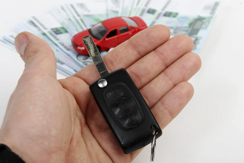 Мужчина настаивал на том, что за 2 дня до инцидента продал автомобиль знакомому и утверждал, что покупатель разрешил ему пользоваться иномаркой