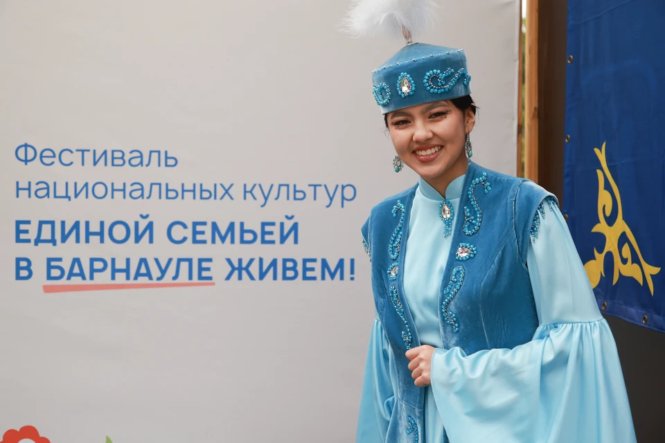 Фестиваль «Единой семьей в Барнауле живем!»