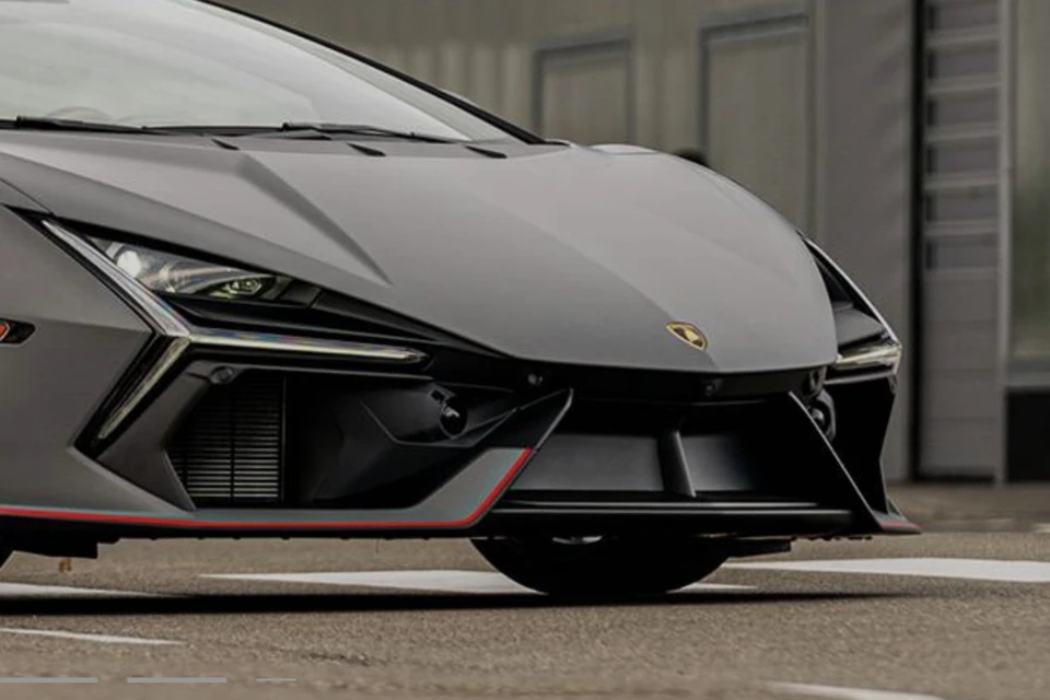Lamborghini в августе стал лидером рынка новых люксовых автомобилей в РФ. Фото: пресс-служба бренда