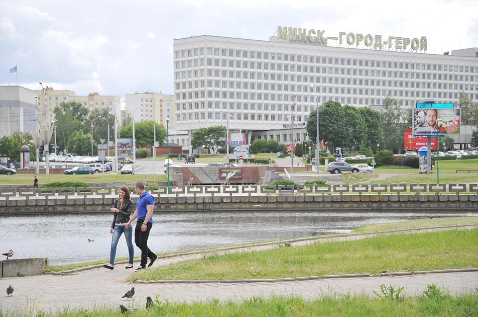 Лукашенко не доволен, что Беларусь завешана плакатами и рекламами. Фото носит иллюстративный характер.