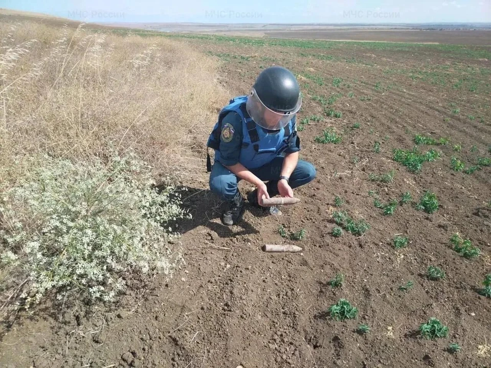 Боеприпасы были обнаружены на открытых территориях. Фото: ГУ МЧС Крыма