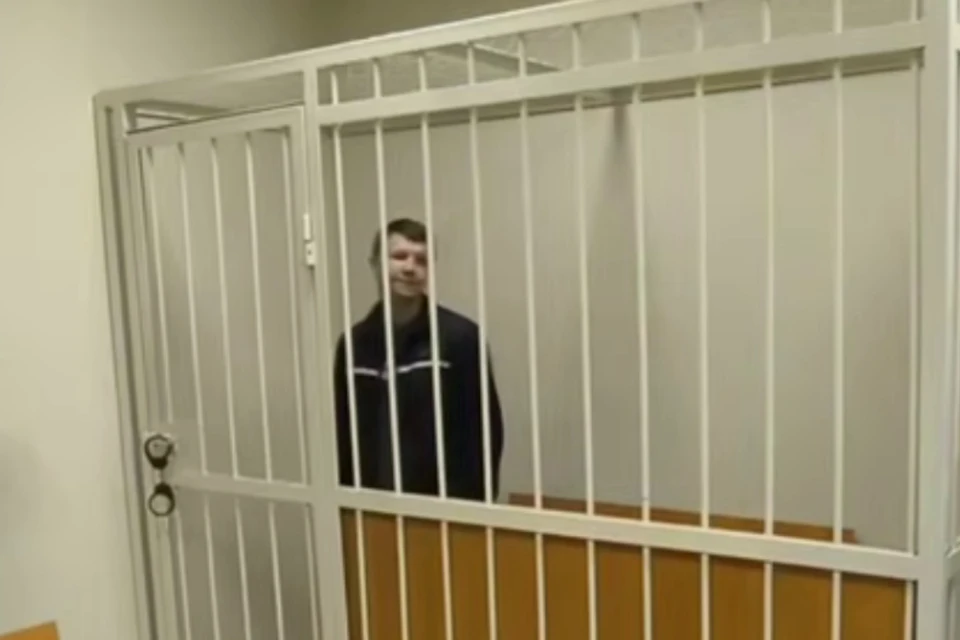 Суд отправил в СИЗО педофила, надругавшегося над школьницей в Петербурге. Фото: объединенная пресс-служба судов Петербурга / t.me/SPbGS