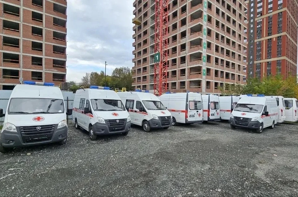 Автомобили оснащены всем необходимым медицинским оборудованием. Фото: канал Дениса Паслера