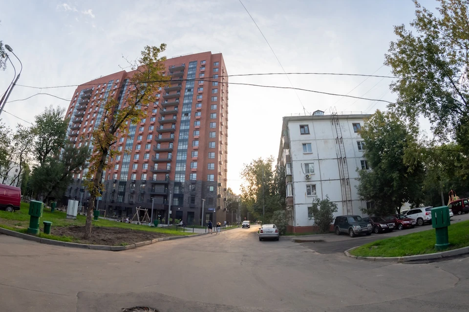 Когда из квартиры пропали деньги, мужчина обратился в полицию и нанял адвоката.