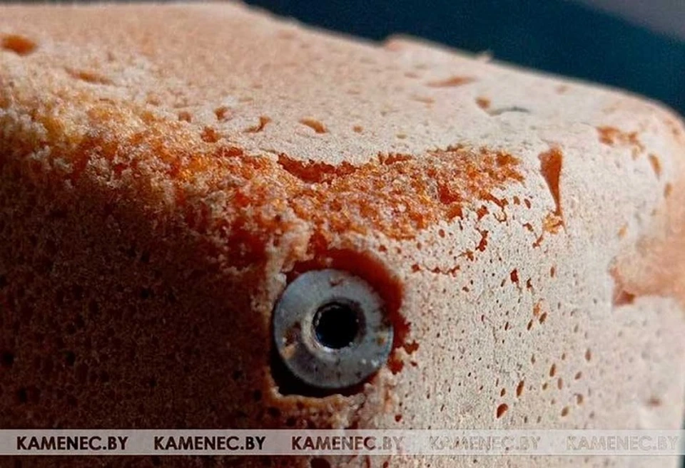 Белоруска нашла в хлебе железяку - что ответил производитель. Фото: kamenec.by.