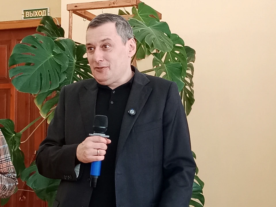 Хинштейн отметил, что держит постоянную связь с курскими чиновниками даже во время отсутствия в регионе