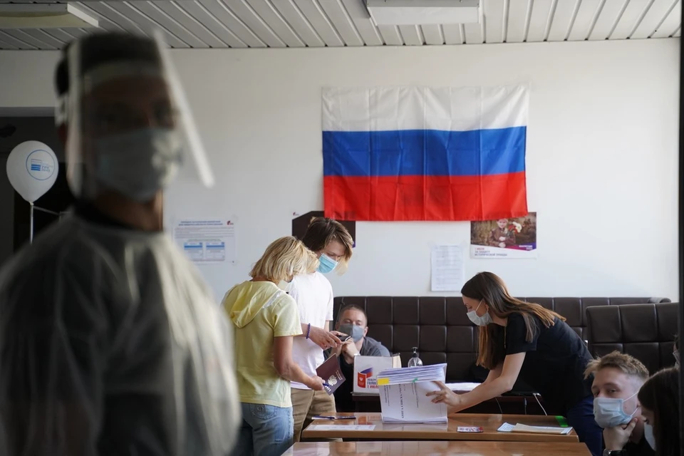 На избирательные участки пришли 54,96% жителей.