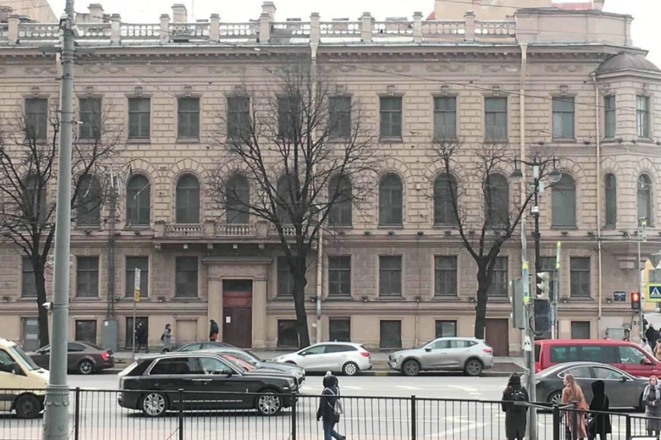 Сохранились фотографии интерьеров особняка Миллера до пожара. Фото: КГИОП