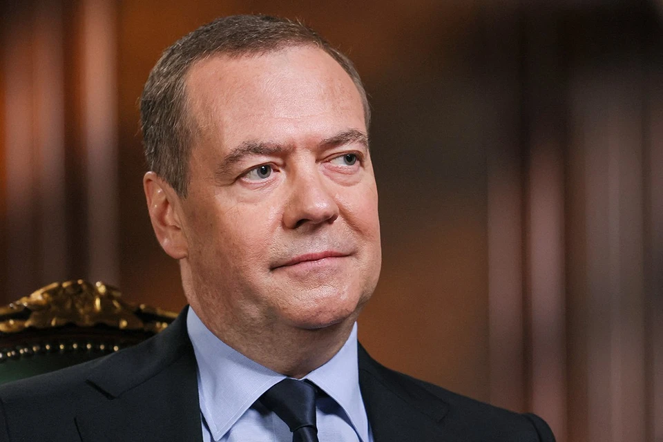 Медведев заявил, что самым страшным для Армении будет превращение в новую Украину. Фото: Екатерина ШТУКИНА/POOL ТАСС.