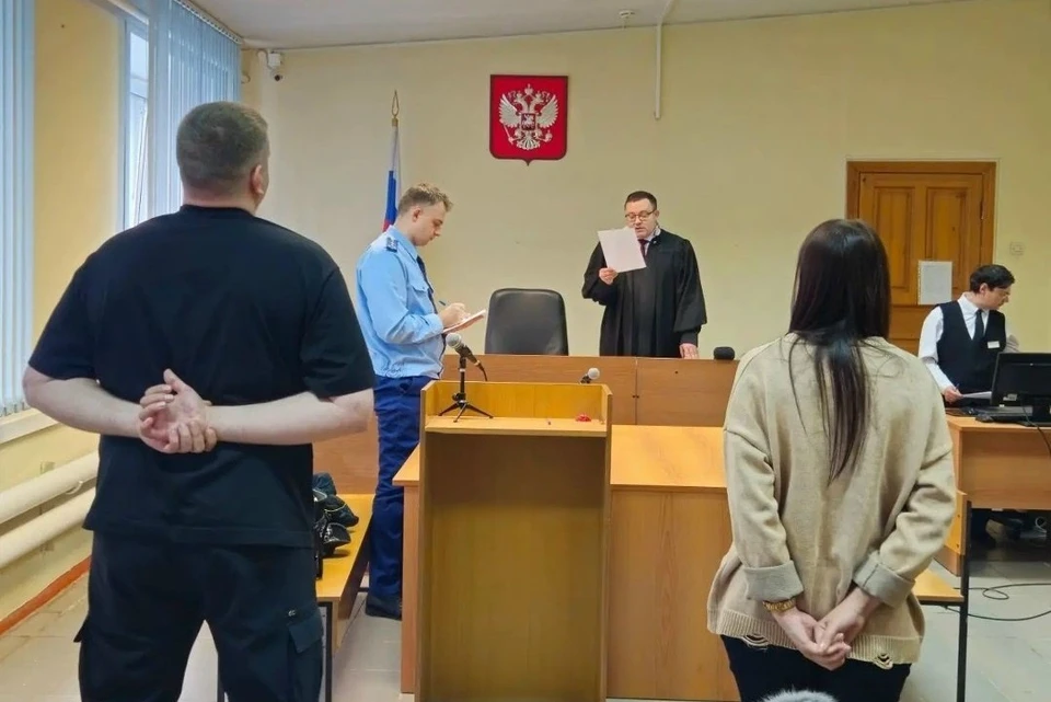 За взятки сотрудник ГУФСИН не привлекал к дисциплинарной ответственности. Фото: Верхнесалдинский районный суд