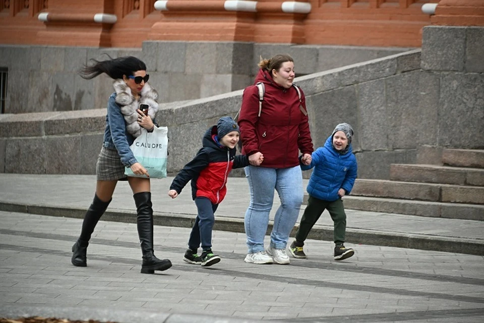 Школьников на Чукотке перевели на дистанционное обучение из-за непогоды
