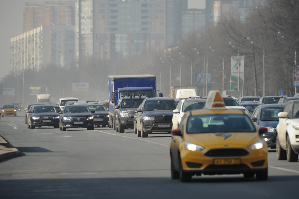 В Ростове полностью восстановили движение автомобилей по мосту Сиверса.
