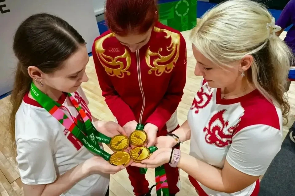 Девочки из Самарской области завоевали три золота на чемпионате мира по роллер-спорту. Фото: Социальные сети Вячеслава Федорищева