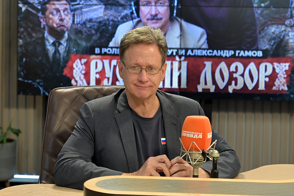 Американский журналист, публицист и политолог Джон Вароли