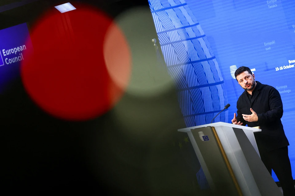 На Украине высмеяли действия Зеленского на интервью, он зажимал нос и зависал