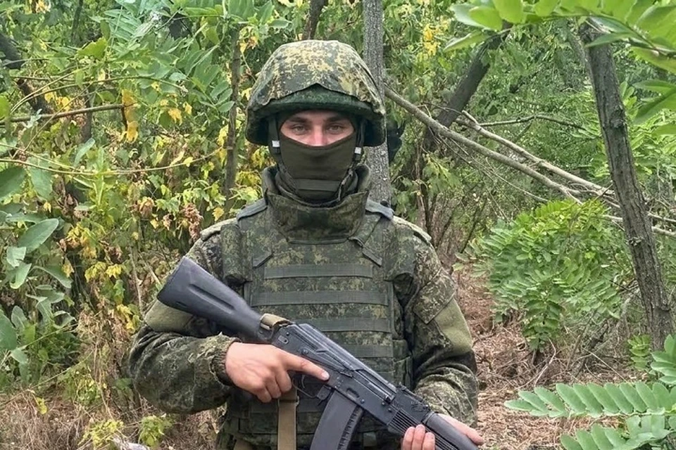 Военнослужащий из Приморья получил два ордена Мужества и медаль «За отвагу» Фото: ВВО