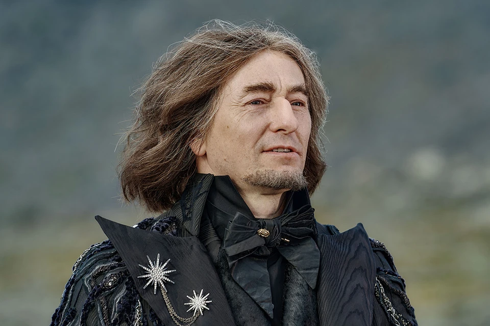 Сергей Безруков исполнил роль черного мага. Фото: Предоставлено "КП".