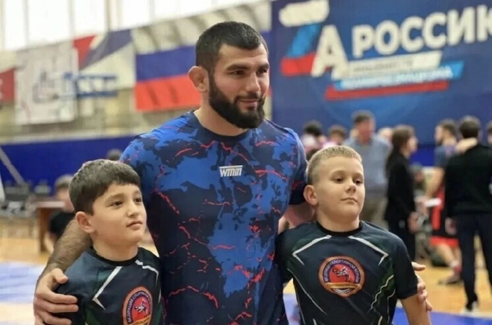 На площадке в спортшколе имени Г. А. Романенко собрались более 200 юных спортсменов и тренеров. Фото: администрация Кисловодска.