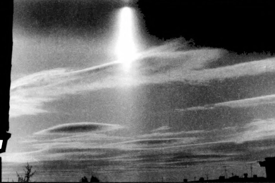 Этот кадр взят из книги пермского солиста оперы и фотоуфолога Констанитна Витвицкого «Око Вселенной».