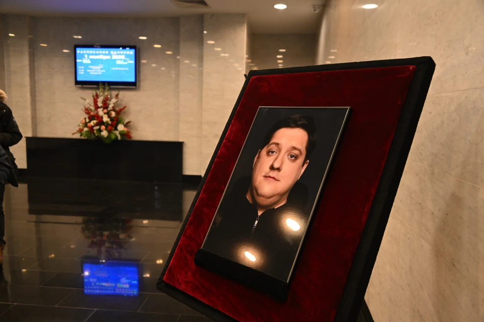 Вдова Романа Попова опубликовала видео, на котором родные развеяли его прах. Фото: Komsomolskaya Pravda/GLOBAL LOOR PRESS