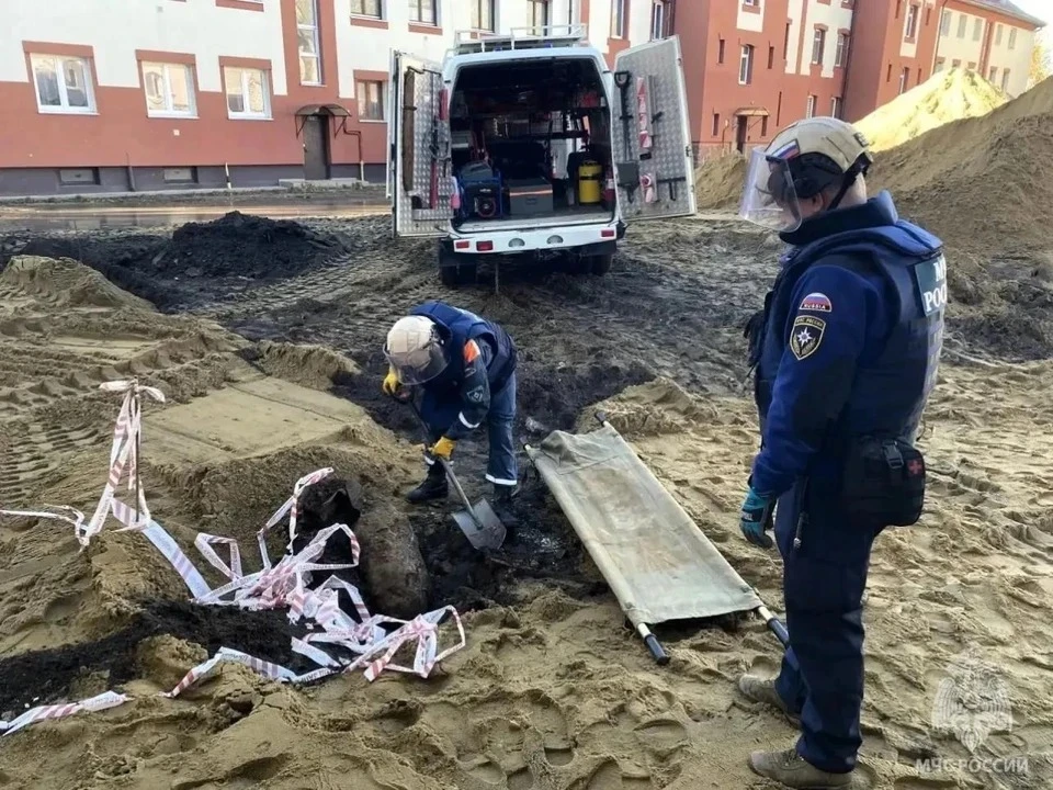 Под Калининградом обезврежена 100-килограммовая авиабомба времен войны Фото: МЧС Калининградской области