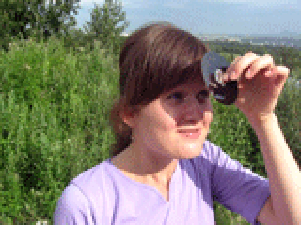 Опытные астрономы предупреждают: смотреть на Солнце невооруженным глазом опасно