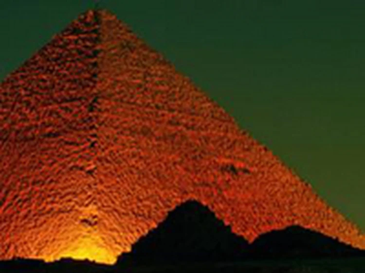 В пирамиде Хеопса ищут сокровища атлантов