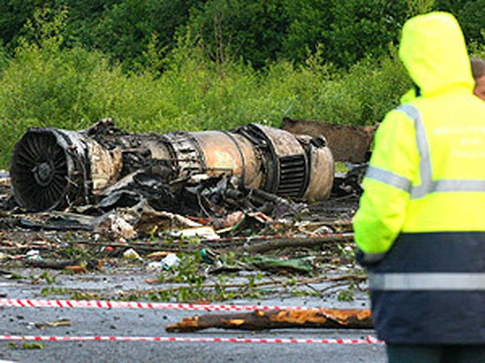 "Черные ящики" найдены на месте катастрофы Ту-134 под Петрозаводском