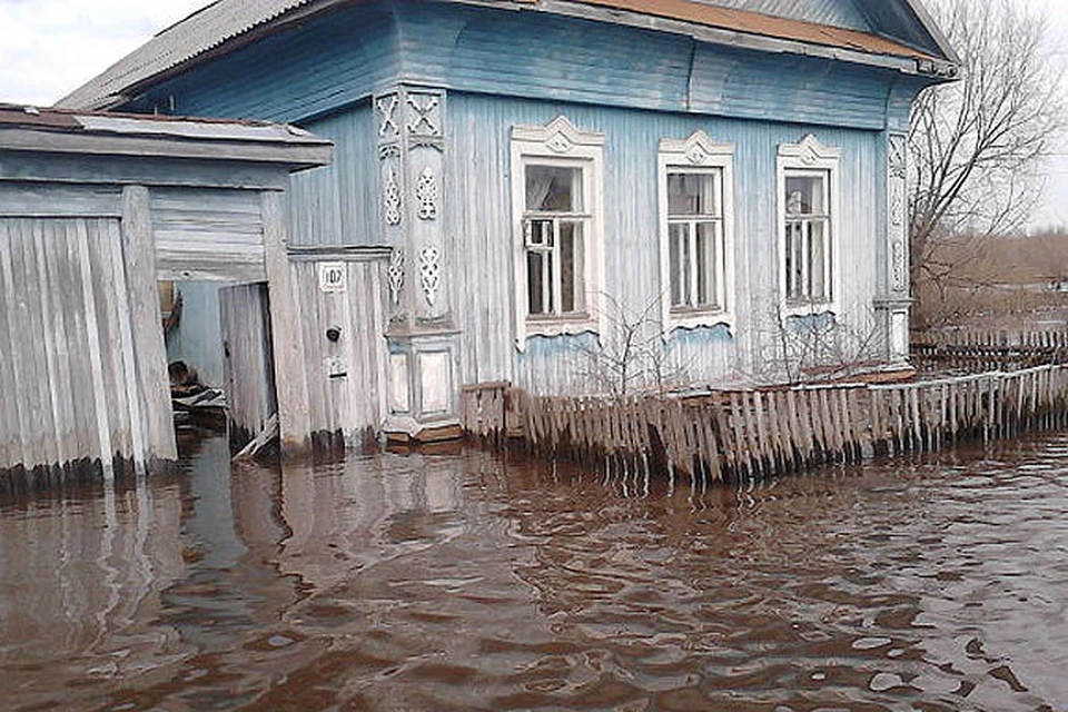 В Саратовской области жителей на время паводка отпустили с работы