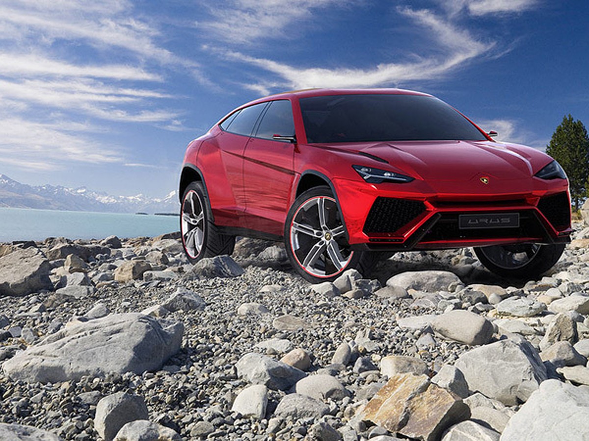 Lamborghini Urus - теперь это семейный автомобиль для повседневного  использования - KP.RU