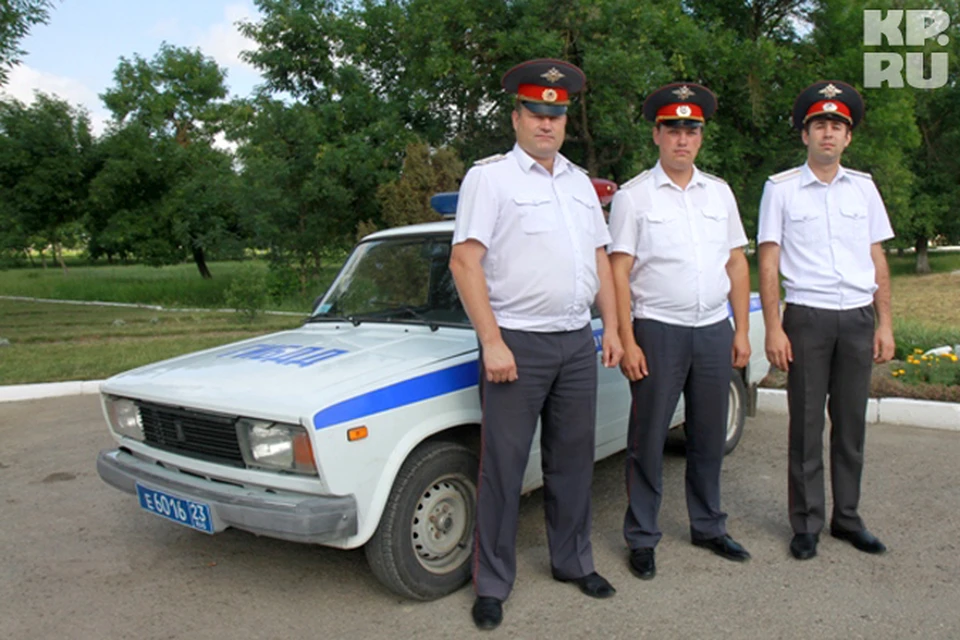 Полицейский с пожарной частью. Вивчарь ДПС Славянск на Кубани. ДПС Славянск на Кубани. Начальник ГИБДД Абинского района Краснодарского края. Начальник ГИБДД Славянск на Кубани.