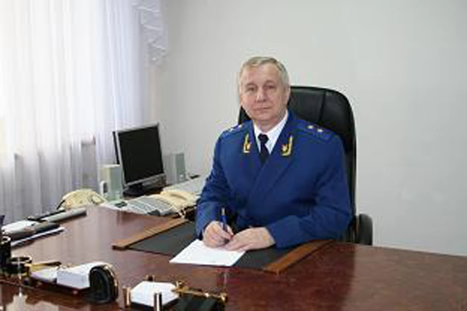 Александр Халезин занимал должность областного прокурора с июня 2000 года