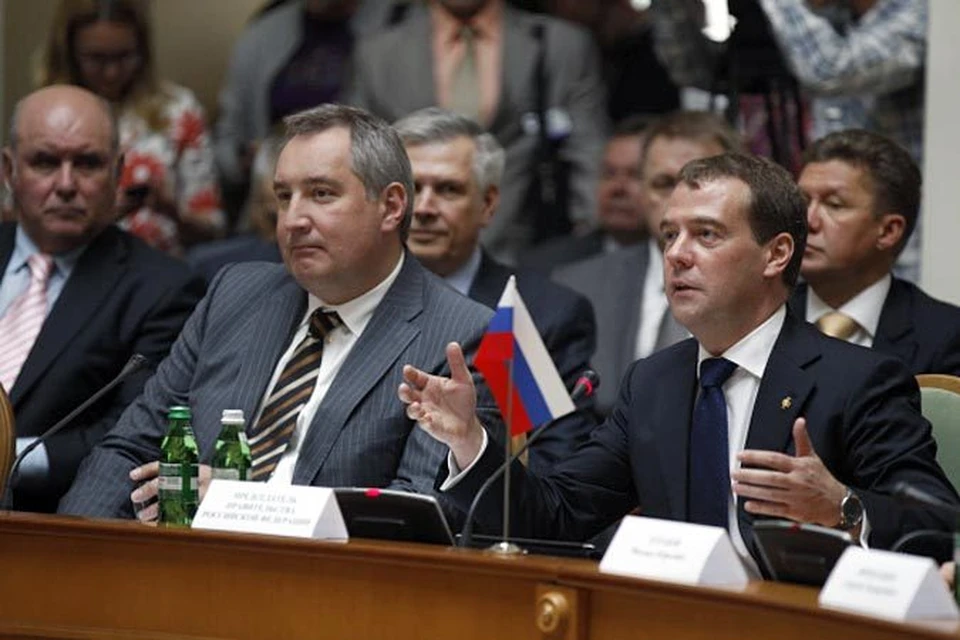 Медведев посетовал, что не все из задуманного российско-украинскими властями реализовалось