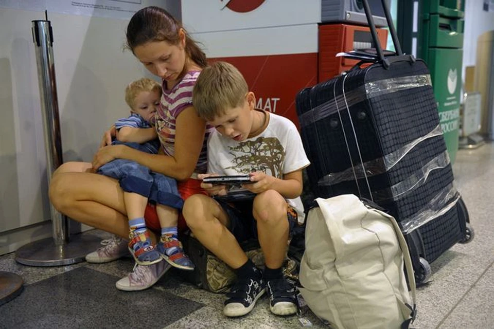 Выезд детей до 14 лет за границу. Согласие несовершеннолетний ребенок путешествие по России. Без родителей самара