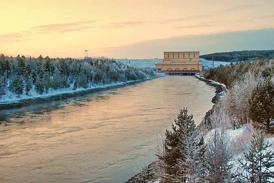 Погода в зеленоборском мурманской. ГЭС Зеленоборский. Княжегубская ГЭС Зеленоборский. Зеленоборский Мурманская область ГЭС. Посёлок Зеленоборский Мурманская.