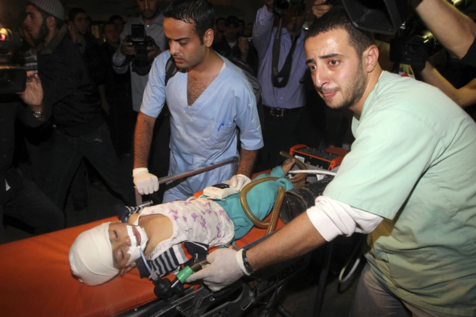 При обстреле Газы пострадали десятки мирных палестинцев