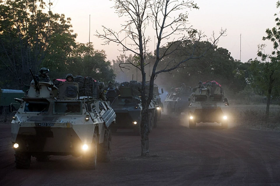 Успехи исламистов в Мали, бывшей французской колонии, свидетельствовали о том, что властям этого западноафриканского государства собственными силами с ними не справиться