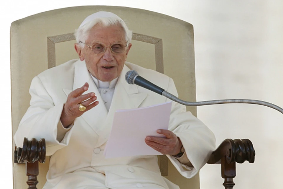 Так вот, Бенедикт XVI - последний папа перед Петром Римлянином. А стало быть, и апокалипсис уже не за горами?