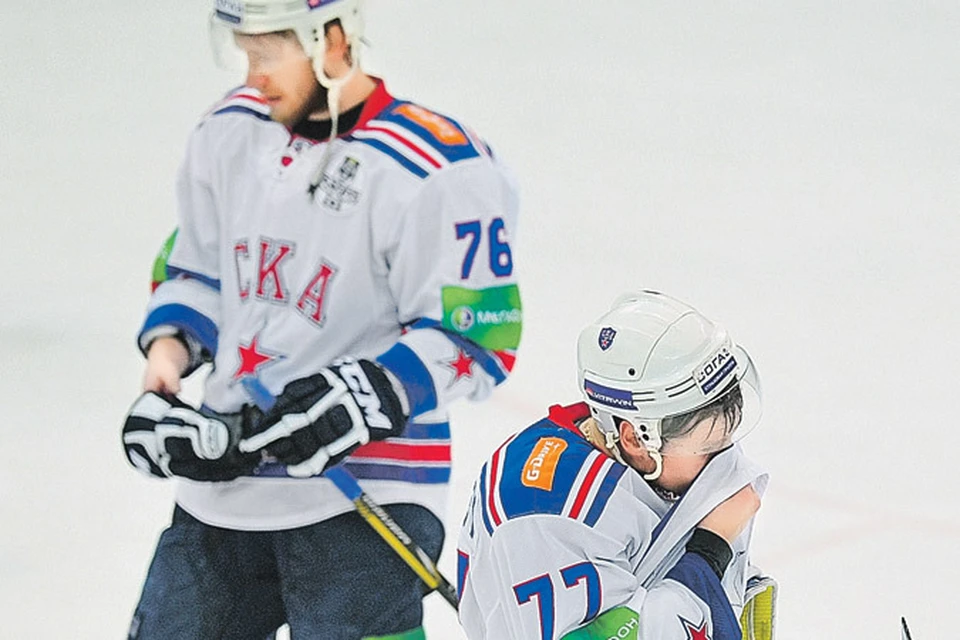 В битве двух столиц победила Москва. Хоккеисты питерского СКА сражались достойно, но вытащить серию со счета 0:3 так и не сумели.